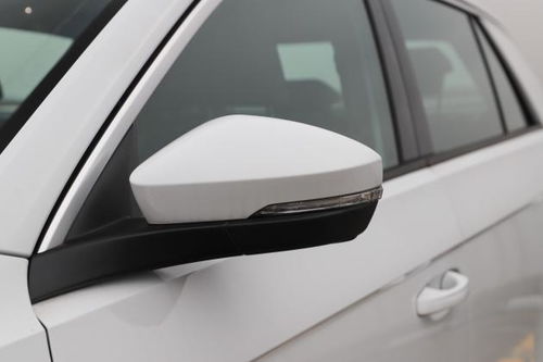 注定火爆 t roc探歌碾壓rav4榮放 合資18萬(wàn)元性?xún)r(jià)比完爆